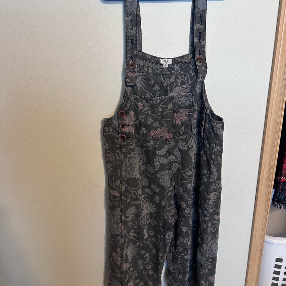 Floral Women's Jumpsuit Overalls - Picture 4 of 4
